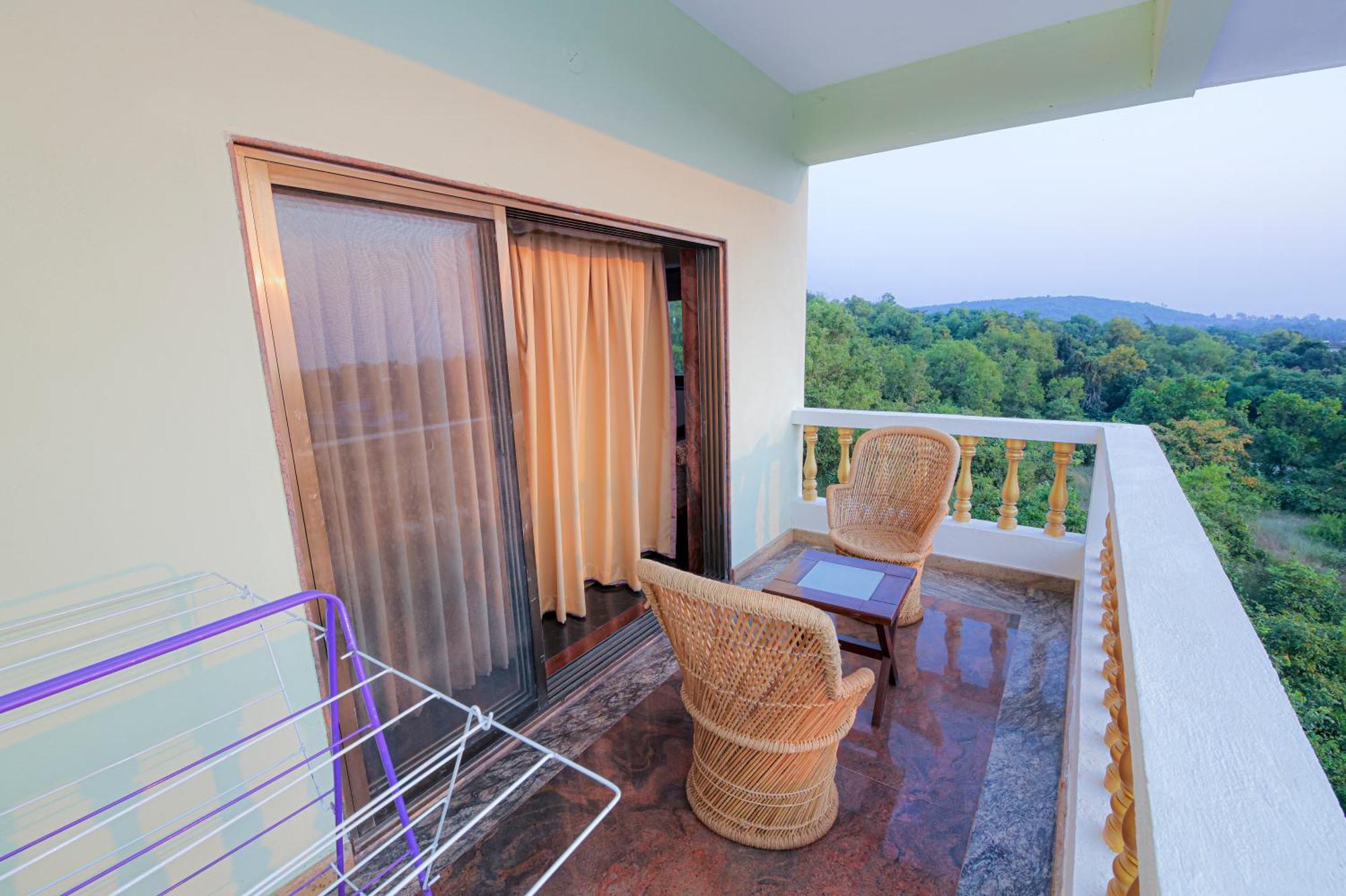 Sparv Aulakhs Resort Mandrem Ngoại thất bức ảnh