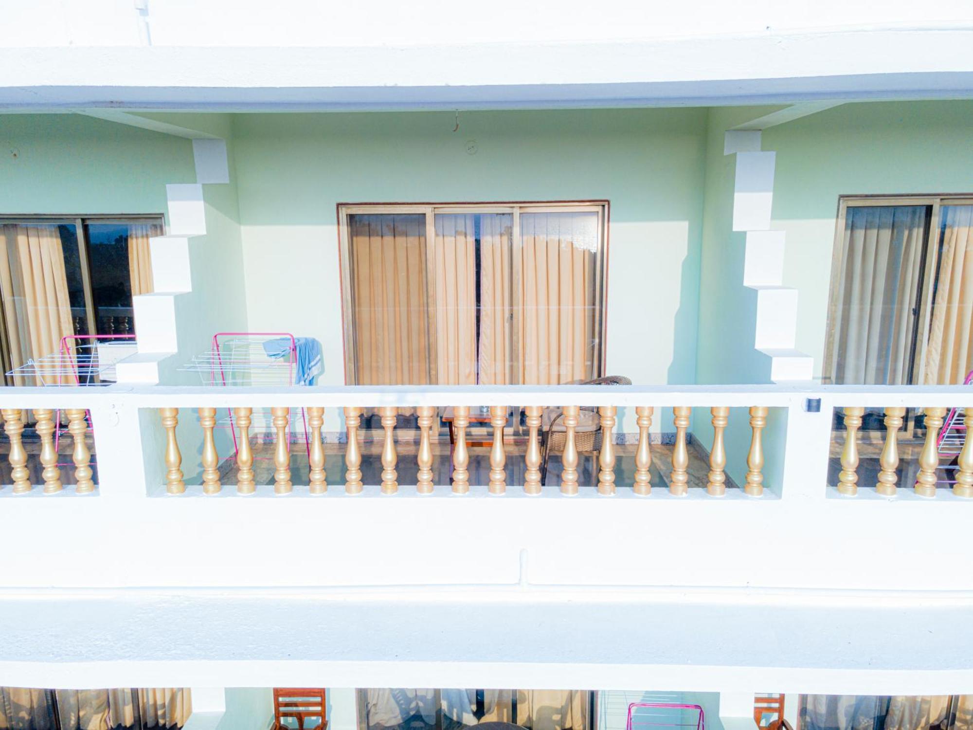 Sparv Aulakhs Resort Mandrem Ngoại thất bức ảnh