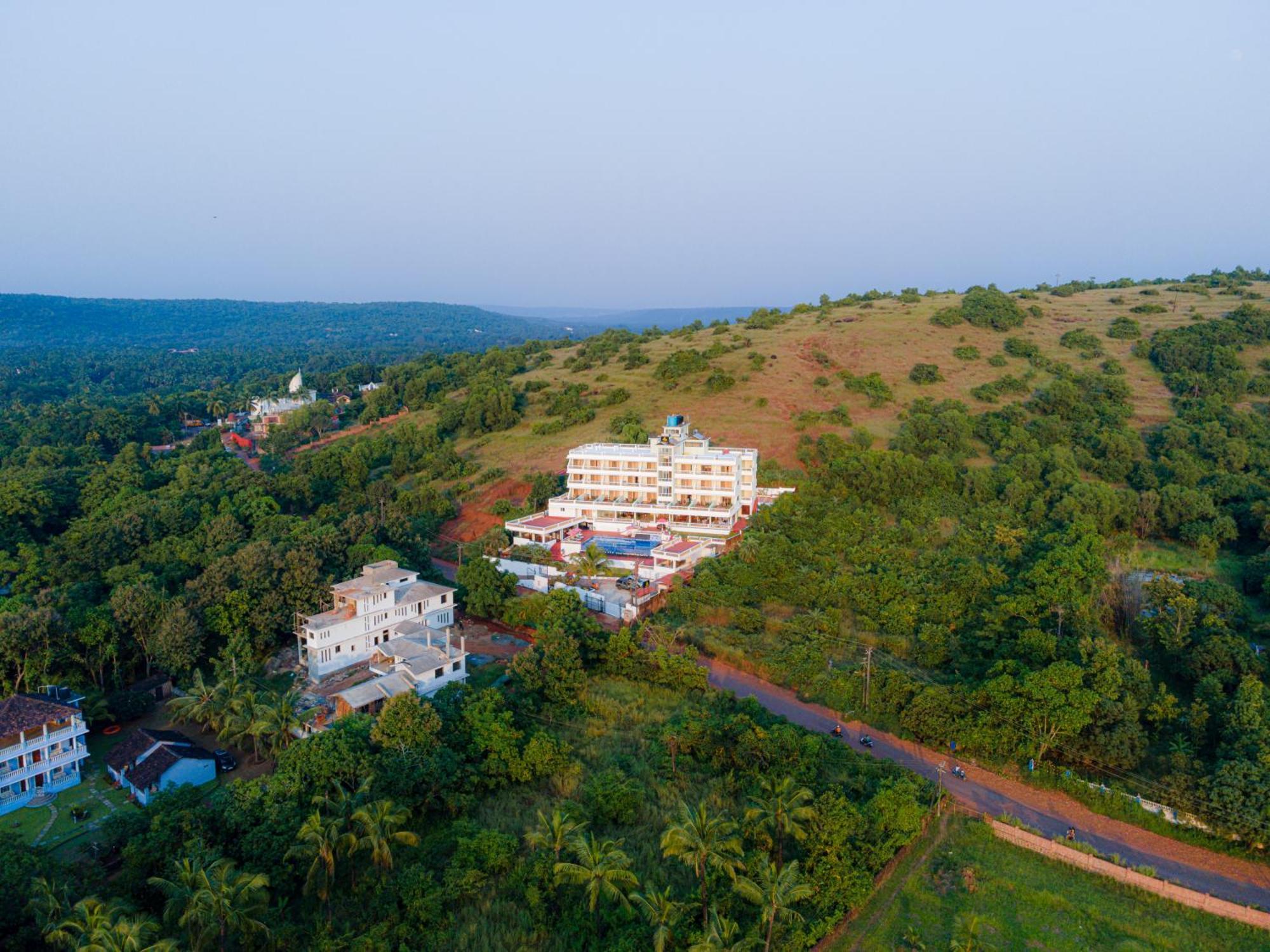 Sparv Aulakhs Resort Mandrem Ngoại thất bức ảnh