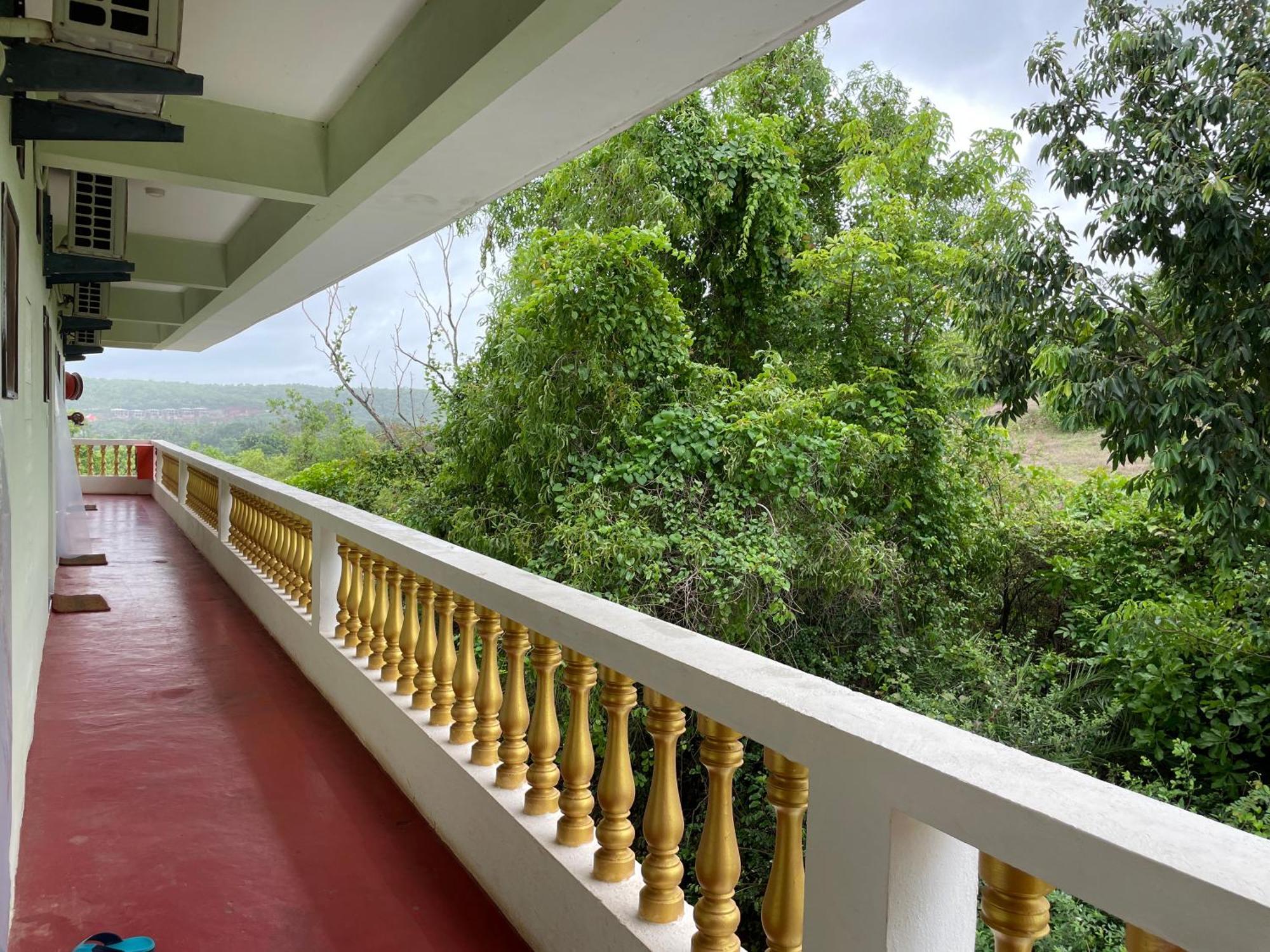 Sparv Aulakhs Resort Mandrem Ngoại thất bức ảnh