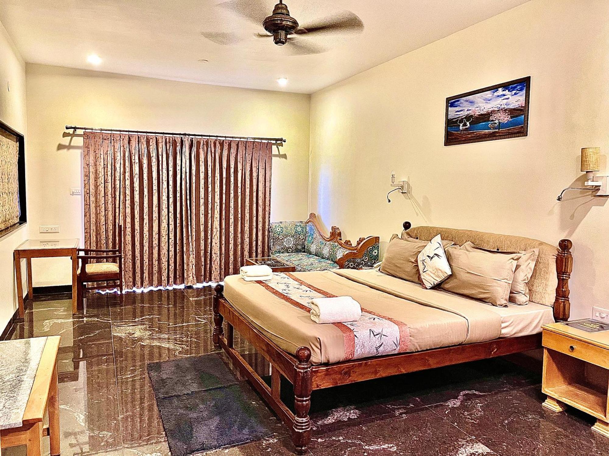 Sparv Aulakhs Resort Mandrem Ngoại thất bức ảnh